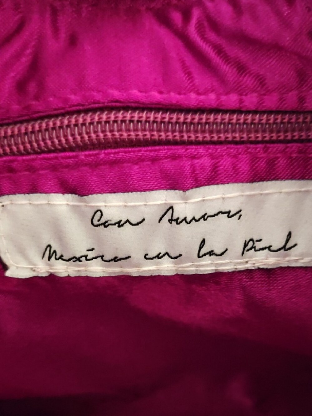 Embroidered Fuchsia Shoulder Bag - Picture 4 of 4